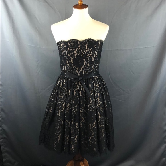 Gorgeous strapless dress - Picture 2 of 8